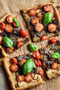 caramelized onion & tomato tart