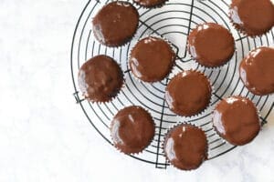 chocolate ganache frosted chocolate cupcakes