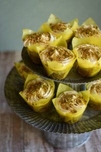 pistachio cupcakes