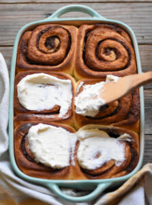 sourdough cinnamon rolls