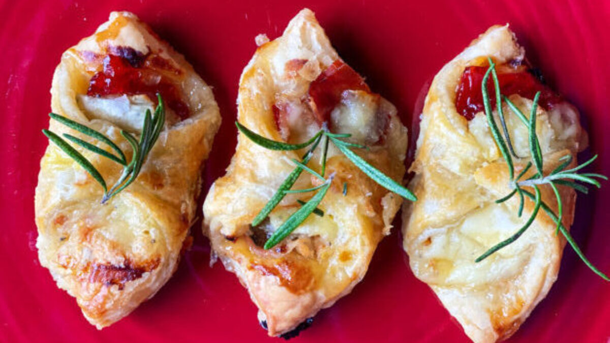 Baked Brie en Croûte with Honey, Dried Cherries, Rosemary & Pecans