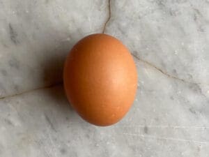 1 brown egg
