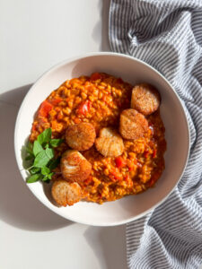 tomato risotto with scallops