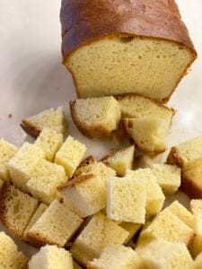 bread loaf and cubes