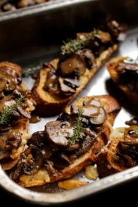 vegan mushroom crostini