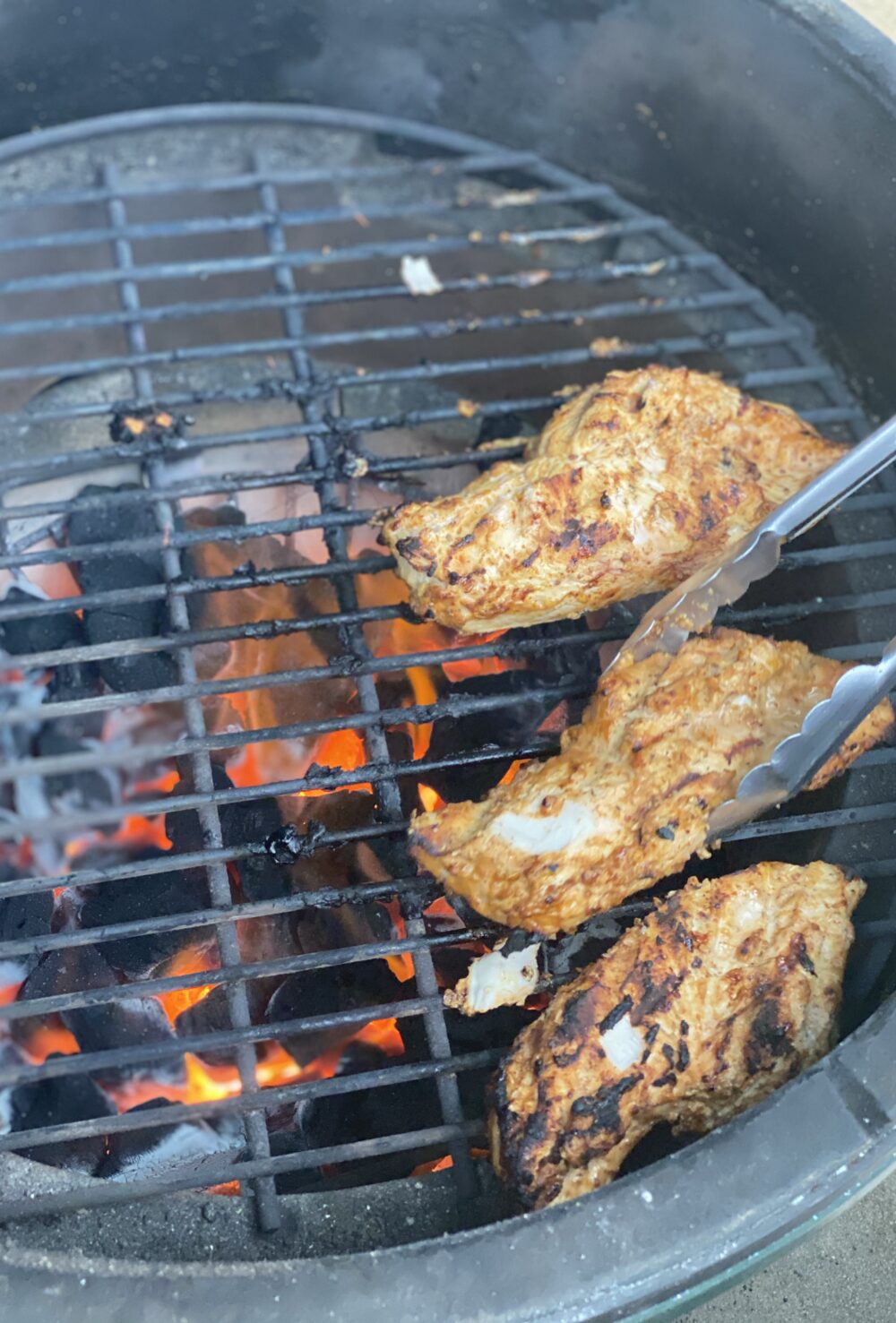 grilled chicken on a pn